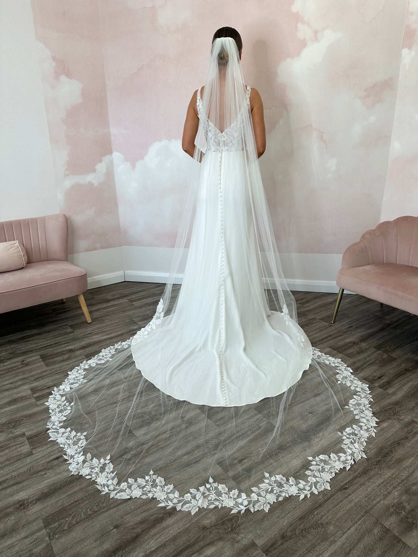 Floral Lace Veil s406