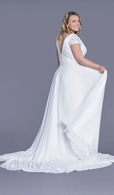 Plus size wedding dress with sleeves boho style