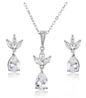 Diana earring and necklace set