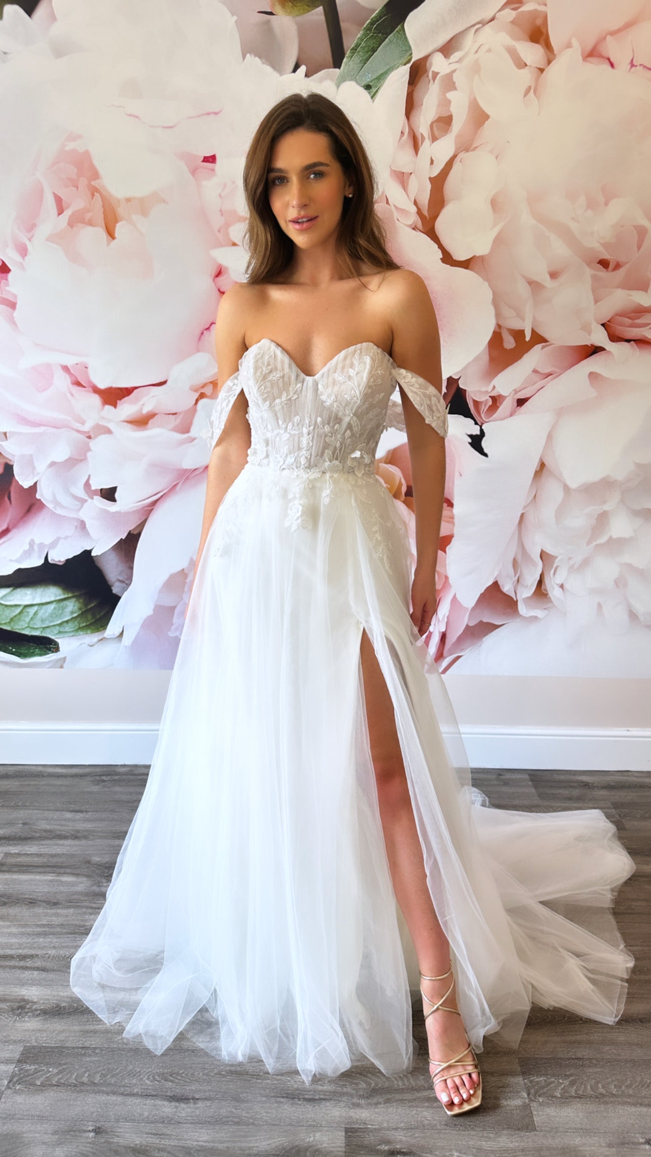 Plus size wedding dress