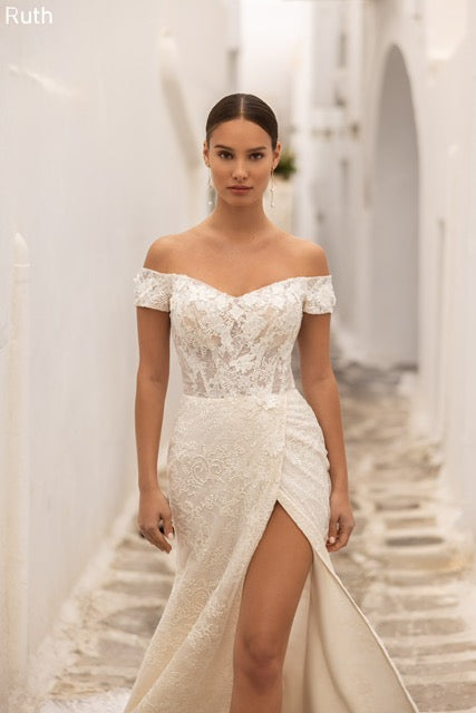 off the rack wedding dress, sale wedding dress