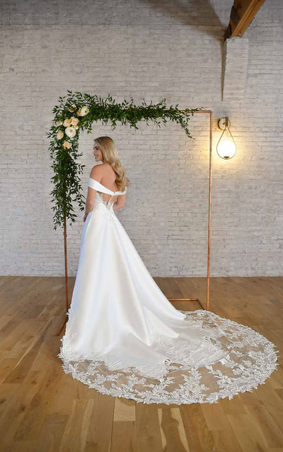 Plus Size Wedding Dress with detachable lace train