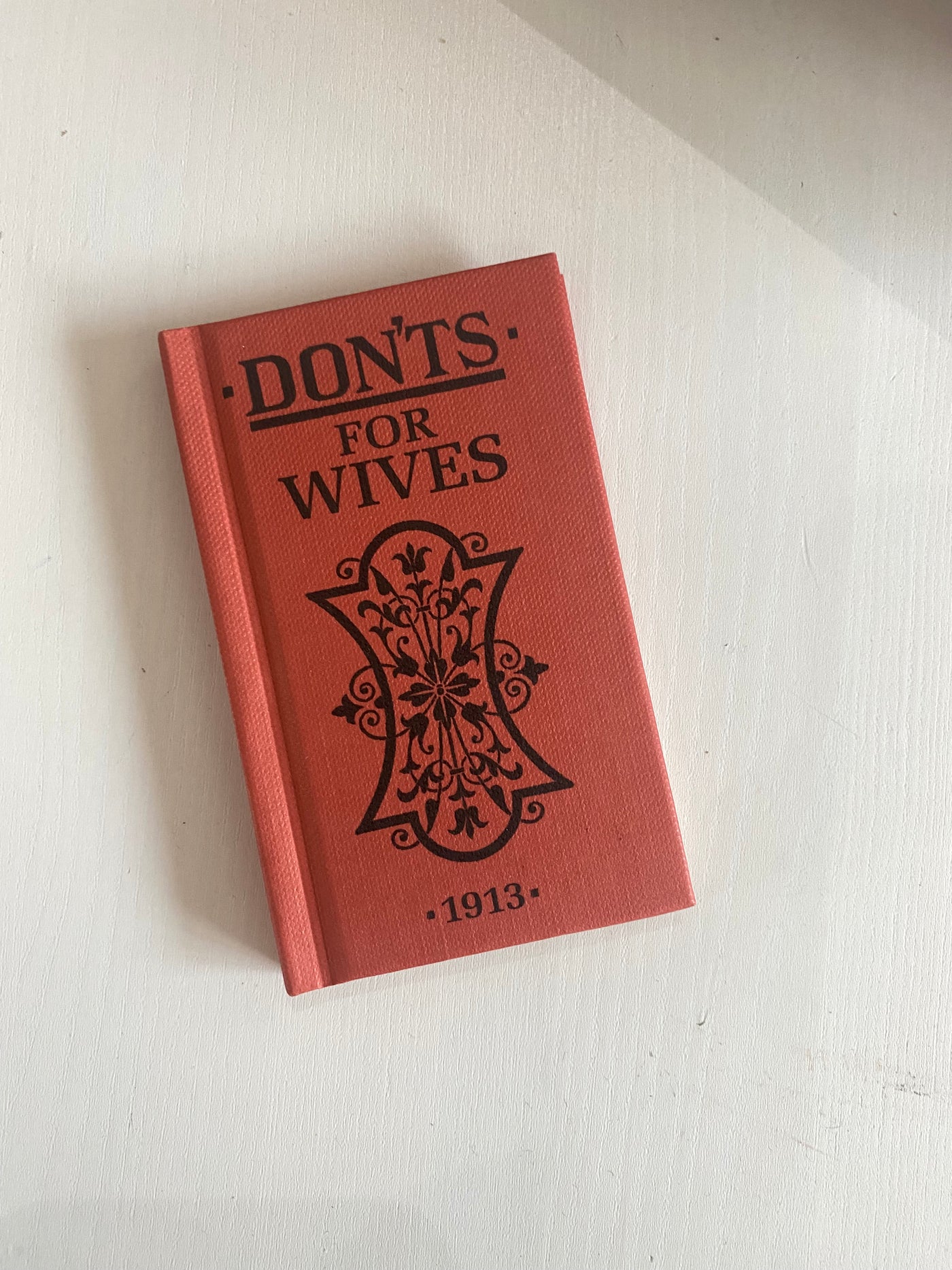 Don'ts For Wives - Book