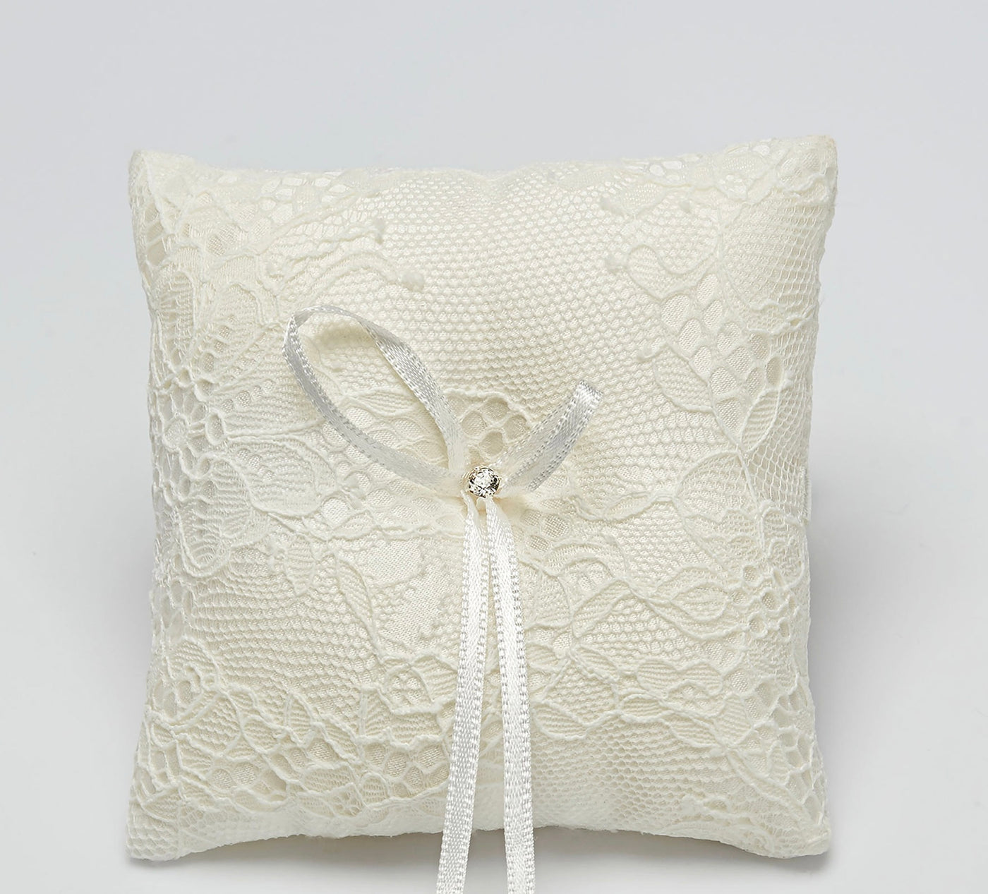 Cream Lace Ring Cushion